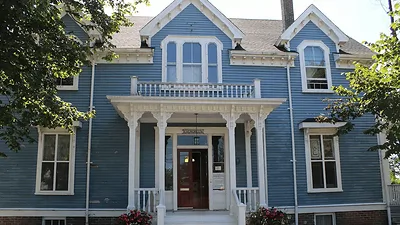 Dartmouth Heritage Museum (Evergreen House)