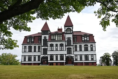 Lunenburg Academy